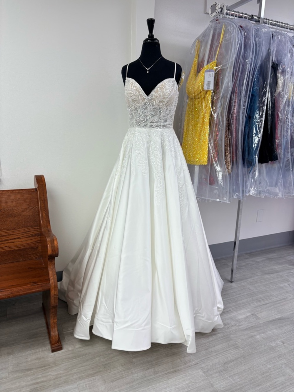 Allure Bridal A1261 Beaded A-Line Spaghetti Strap Ball Gown Ivory size 10